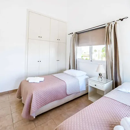 Villa Fame Agia Napa